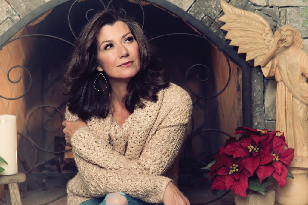 Album Review: Amy Grant's 'Tennessee Christmas' Sounds Like Nashville
