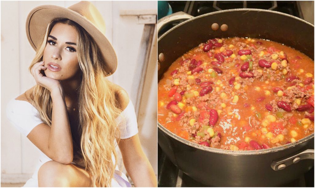 Warm Up with a Bowl of Jessie James Decker’s ChillE! Sounds Like Nashville