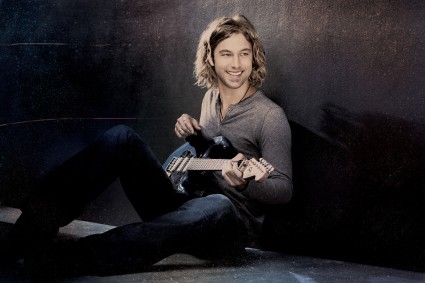Casey James to Make Grand Ole Opry Debut This Weekend