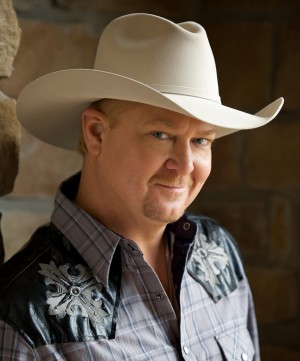 Tracy Lawrence Makes Donation to Help Women Battle Breast Cancer