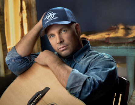 Garth Brooks Among New Inductees Into Country Music Hall of Fame