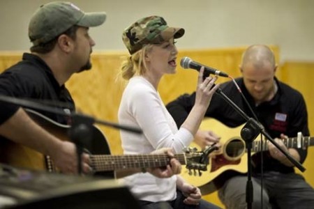 Kellie Pickler Embarks on 5th USO Tour to Celebrate Memorial Day Weekend