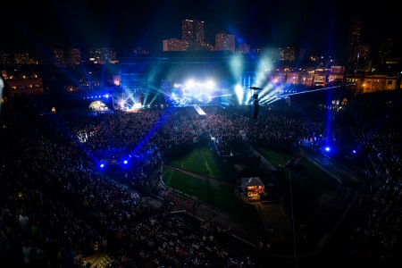Brad Paisley Sells Out Wrigley Field