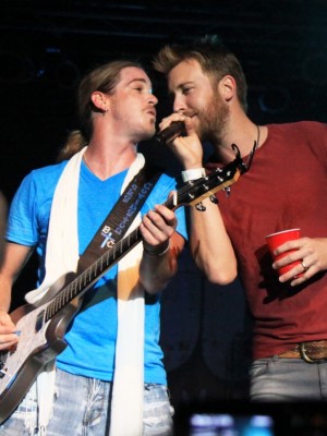 Bucky Covington Shares the Stage with Lady Antebellum’s Charles Kelley