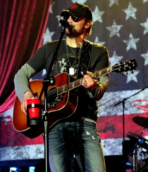 Eric Church Extends ‘The Blood, Sweat & Beers Tour,’ Invites Justin Moore and Kip Moore to Join Him on the Road