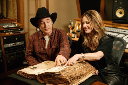 Clint Black to Appear on Upcoming Episodes of Lifetime’s ‘Coming Home’ & PBS’ ‘History Detectives’