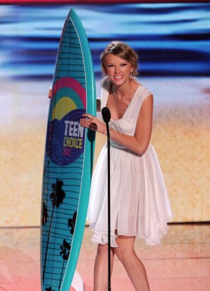 Taylor Swift Style — Teen Choice Awards