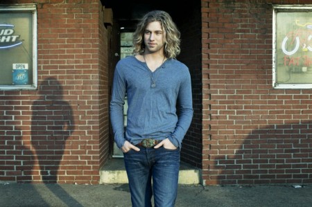 Casey James Debuts ‘Crying On A Suitcase’ Music Video