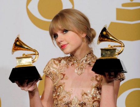 Taylor Swift, Luke Bryan Join GRAMMY Nominations Event