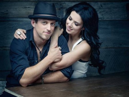 Thompson Square To Release First Novel, ‘Are You Gonna Kiss Me Or Not’