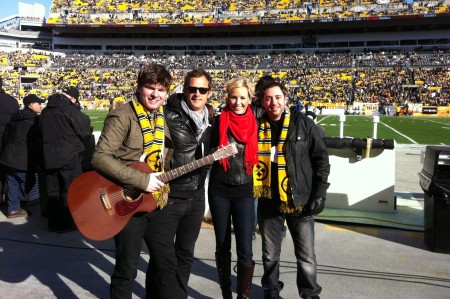 Kristen Kelly Sings New Single and Holiday Songs At Pittsburgh Steelers Game