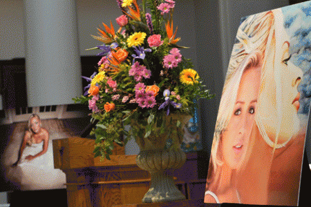 More Than 200 People Attend Mindy McCready’s Memorial Service in Nashville