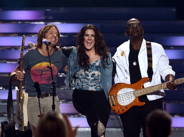 Keith Urban and Kree Harrison Perform ‘Where The Black Top Ends’ on the ‘American Idol’ Finale