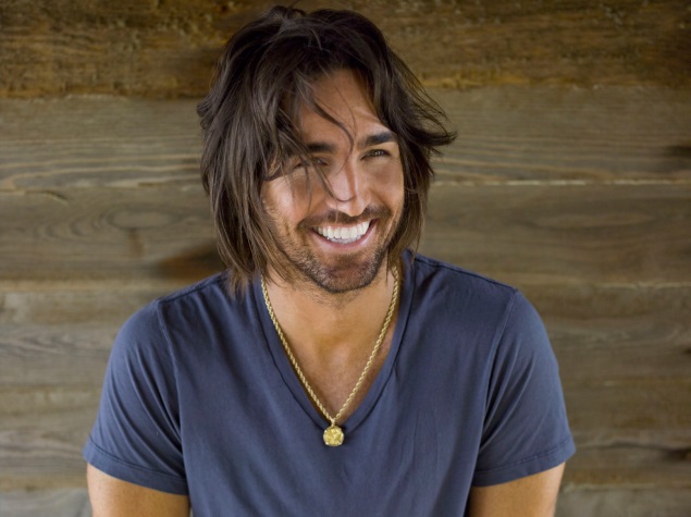 Jake Owen Caps Off Fourth of July Weekend with a Trip to the Emergency Room