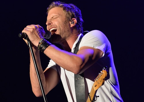 Dierks Bentley – Country Cares – CountryMusicIsLove 2