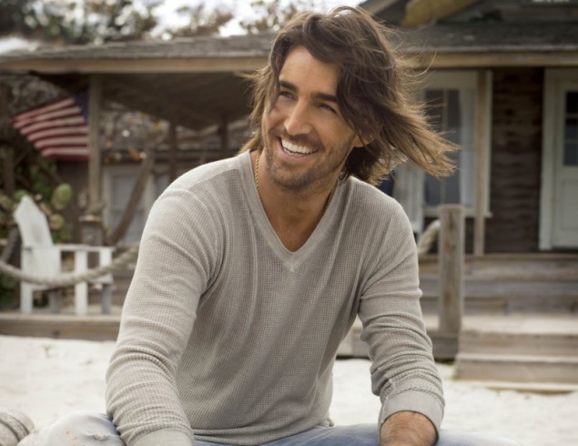 Jake Owen Promises To Avoid Country Clichés on ‘Days of Gold’