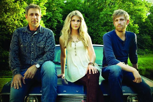 The Henningsens Release New Single, ‘I Miss You’