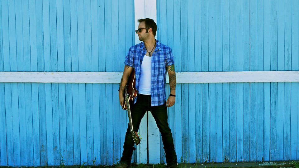 Dallas Smith’s New Single ‘Tippin Point’ To Premiere On Sirius XM’s The Highway Today 10/8