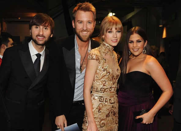 Lady Antebellum, Taylor Swift, & Hayden Panettiere to Present at the ‘2013 American Music Awards’
