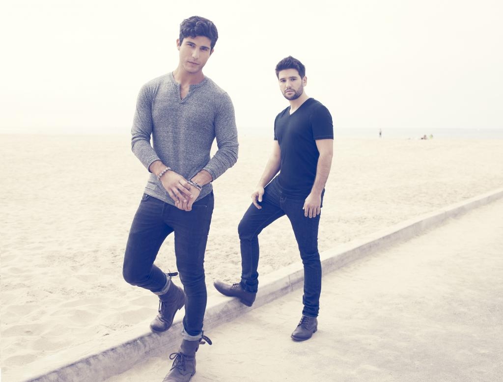 Dan + Shay’s Debut Album, ‘Where It All Began,’ Available For Pre-Order