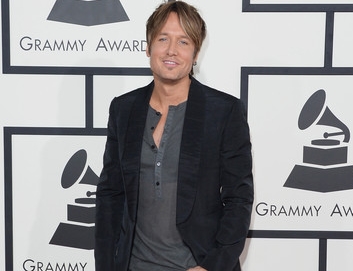 PHOTOS: 56th Annual GRAMMY Awards – Red Carpet Arrivals