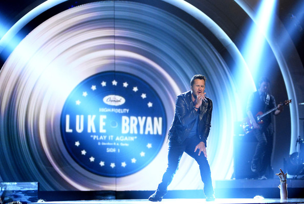 Luke Bryan - 49th Annual ACM Awards - CountryMusicIsLove