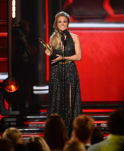 Carrie Underwood - 2014 Billboard Music Awards 4