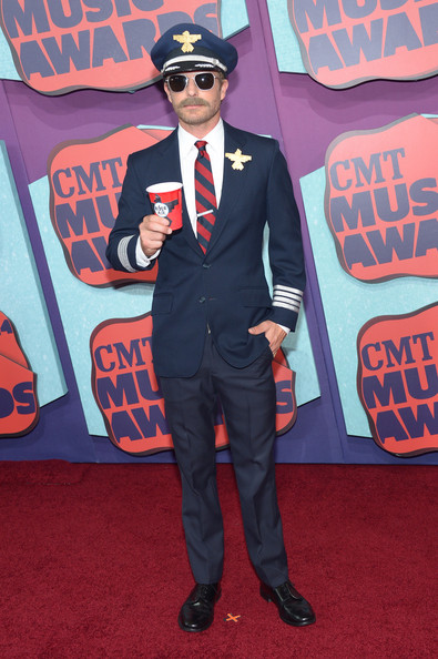 Dierks Bentley - 2014 CMT Music Awards