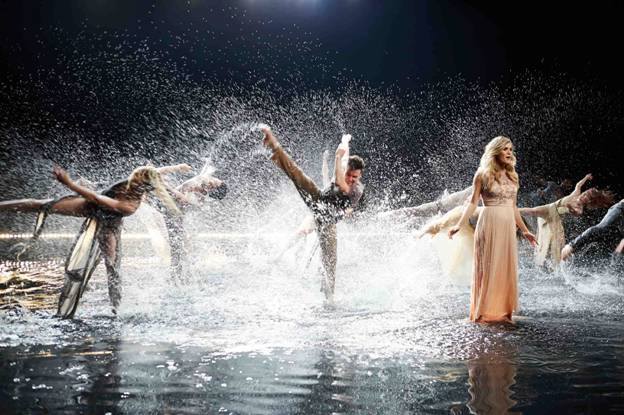 Carrie Underwood Shows Off Growing Baby Bump In Upcoming ‘Something in the Water’ Music Video
