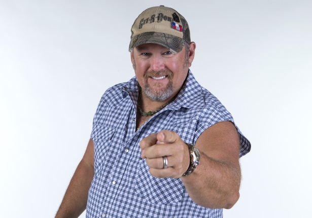 Larry the Cable Guy To Host 2014 CMT Artists of the Year Special