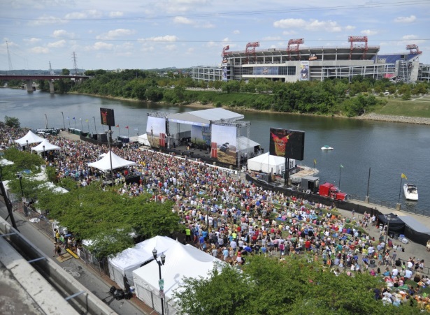 12 People You’ll See At CMA Fest