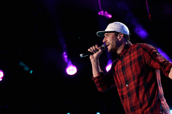 Sam Hunt Premieres ‘House Party’ Music Video