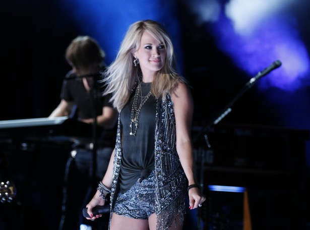 Carrie Underwood Returning for ‘Sunday Night Football’