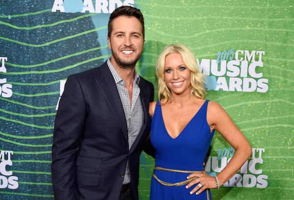 Luke Bryan Reveals His Wife’s Favorite Song On ‘Kill the Lights’