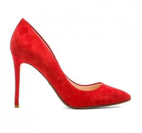 Get The Look: Carrie Underwood's Red Raye 'Tia' Heels Sounds Like Nashville