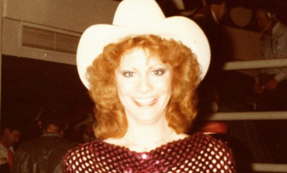 15 Times Reba Totally Owned Throwback Thursday