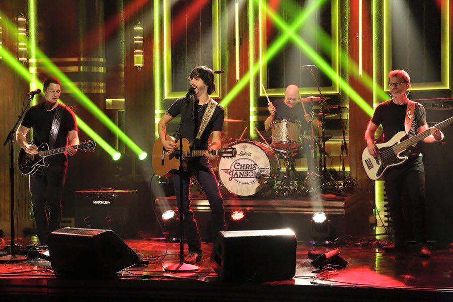 Chris Janson Performs ‘Buy Me A Boat’ on ‘The Tonight Show Starring Jimmy Fallon’