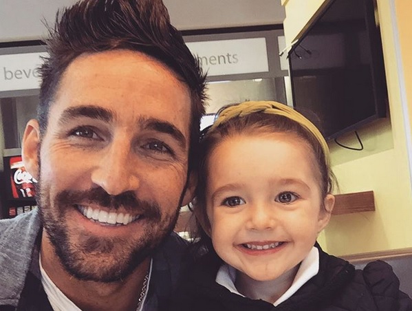 This Video Of Jake Owen’s Daughter Will Melt Your Heart
