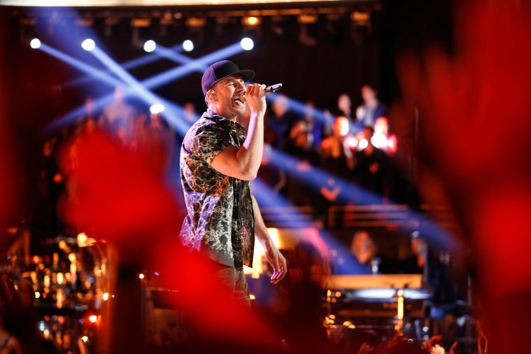 Sam Hunt Performs ‘Break Up In A Small Town’ On ‘The Voice’ Finale