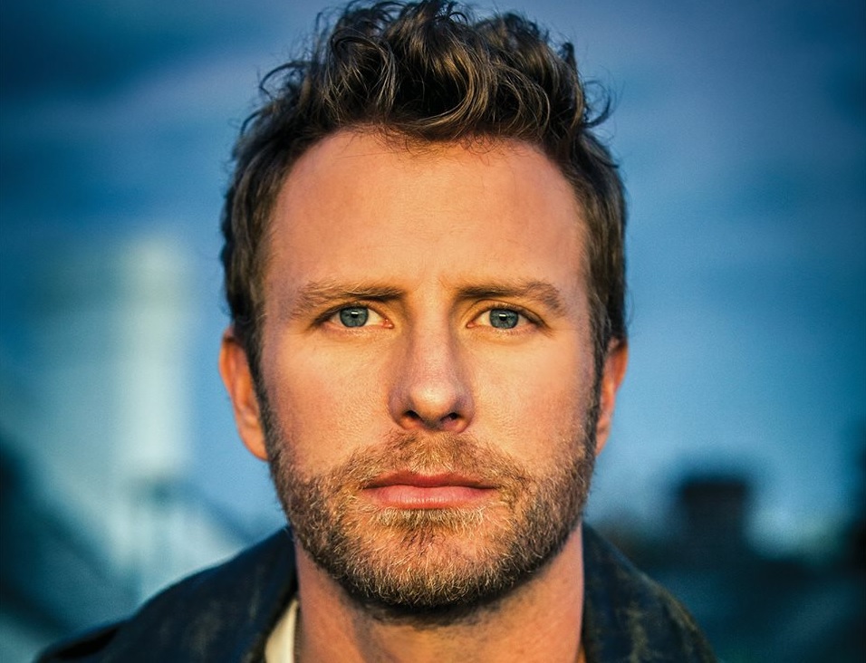 Dierks Bentley To Host ‘Somewhere On A Beach Bash’ Memorial Day Weekend