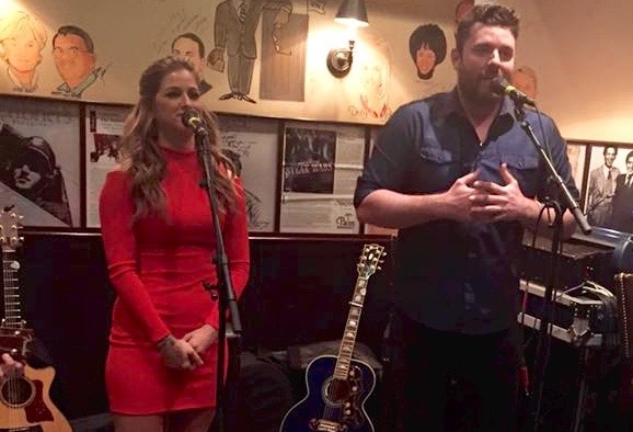 Chris Young Surprises Guests at Cassadee Pope Showcase