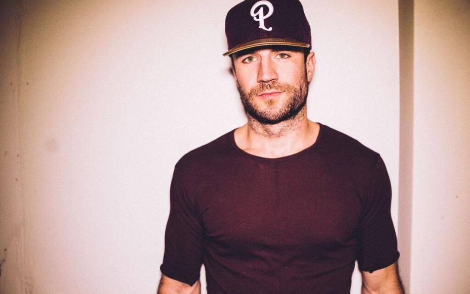 Listen to Sam Hunt’s Surprise New Song, ‘Drinkin’ Too Much’