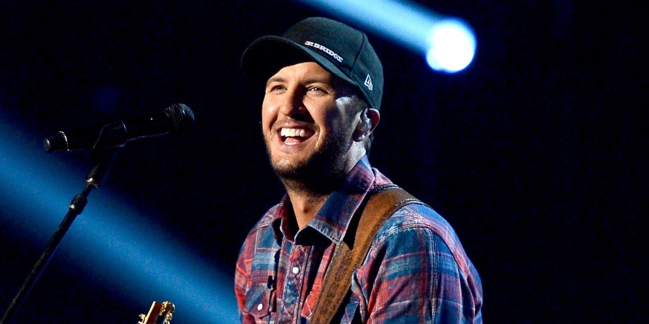 Luke Bryan Takes Home Artist of the Year at the American Country Countdown Awards