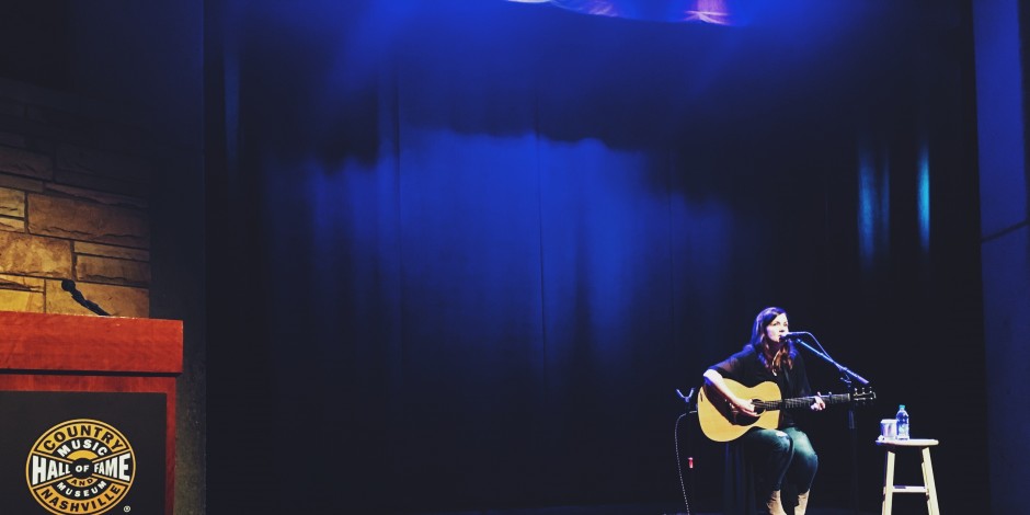 Lori McKenna Shines at Country Music Hall of Fame & Museum’s Songwriter Session