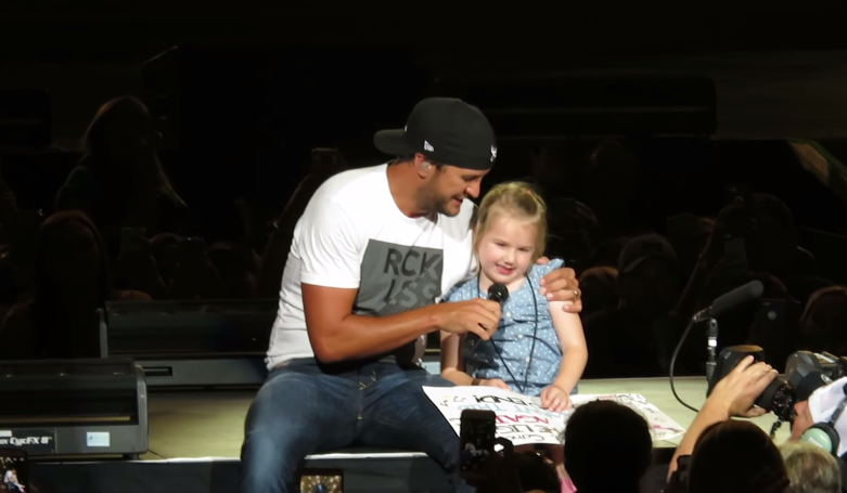 Five-Year-Old Steals Show During Luke Bryan Singalong