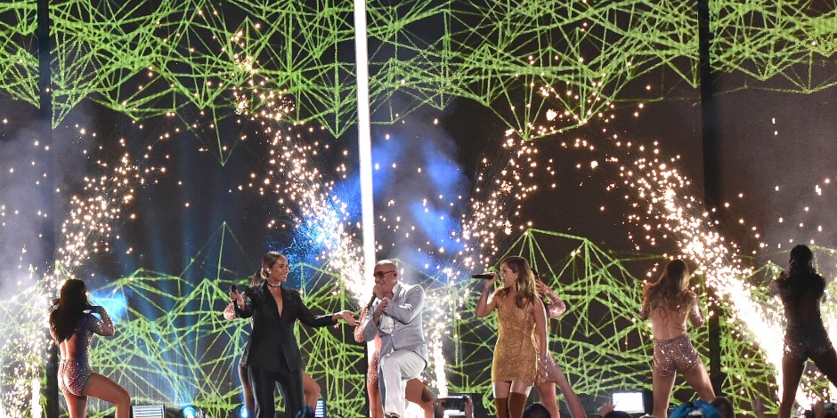 Cassadee Pope Fires Up the CMT Music Awards with Pitbull and Leona Lewis