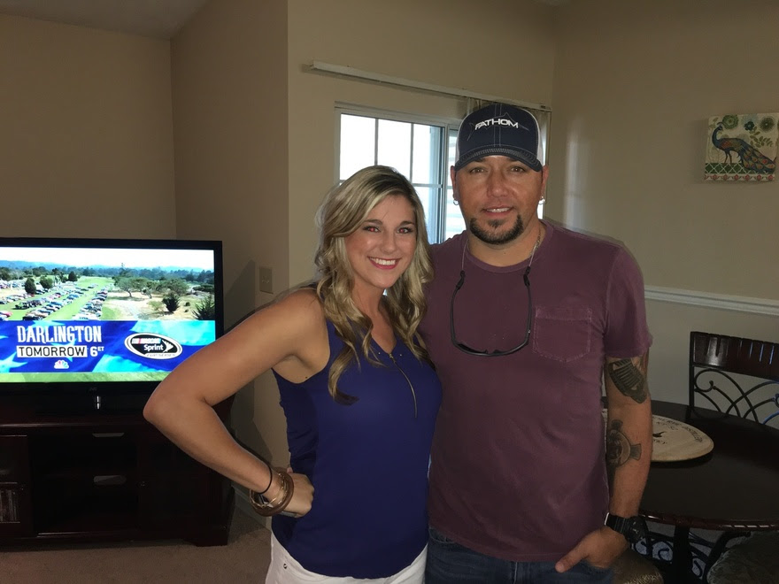 Jason Aldean Surprises Fan with Ultimate Gift Experience