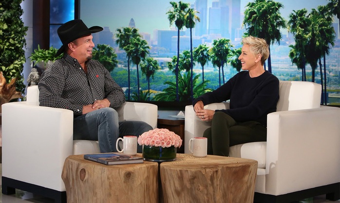 Garth Brooks Talks Tour, Performs New Single on ‘Ellen’