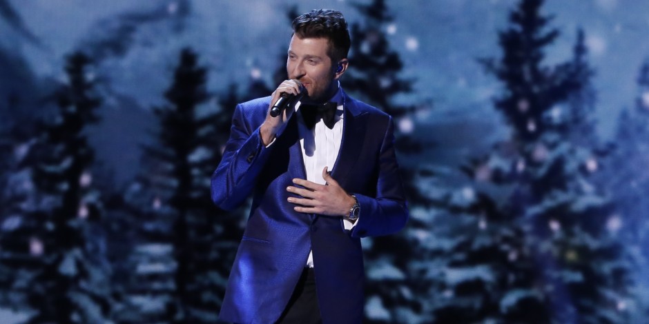 ‘Have Yourself a Merry Little Christmas’ With Help From Brett Eldredge