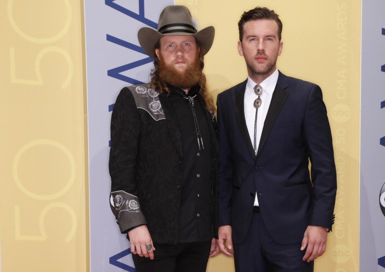 Brothers Osborne Takes Prize for CMA Vocal Duo of the Year